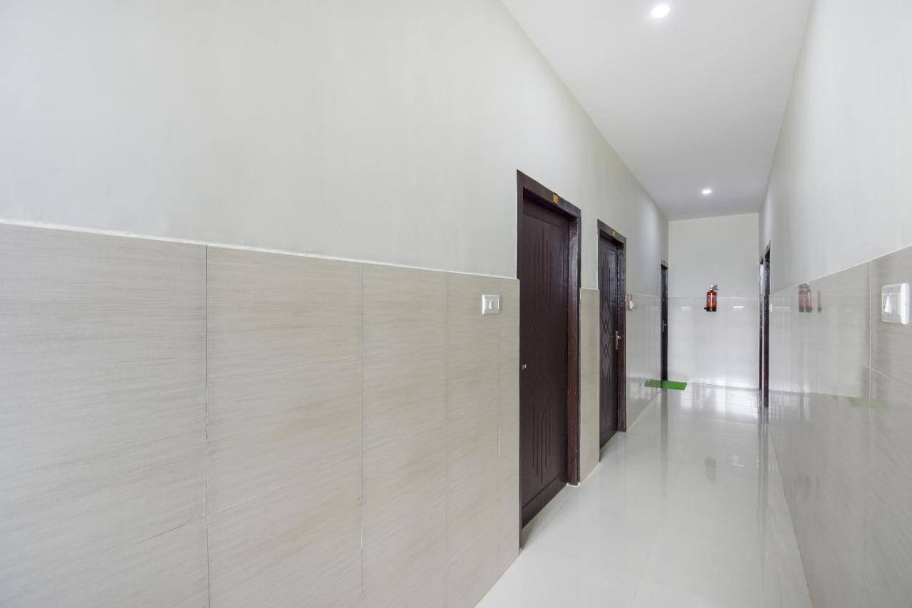 Flagship 75751 Hotel Surya Bahadrabad Exterior photo